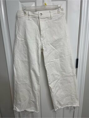 Universal Thread women’s jeans — 2 pair